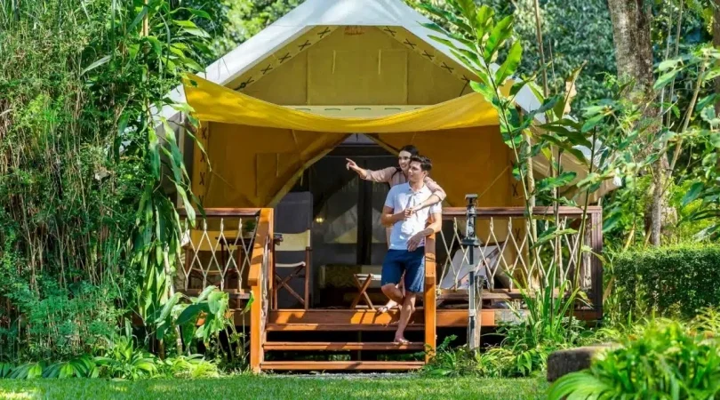 DELUXE TENT